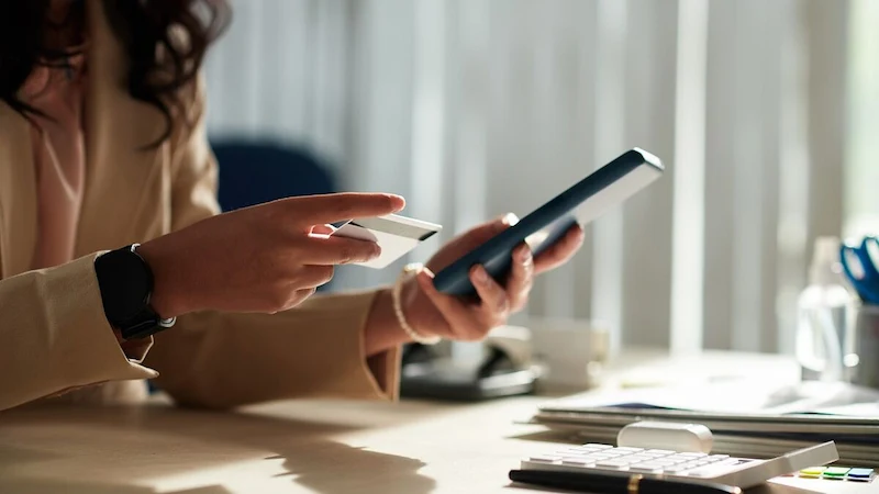 2025年版：成功するための快速融資とキャッシングの賢い活用法